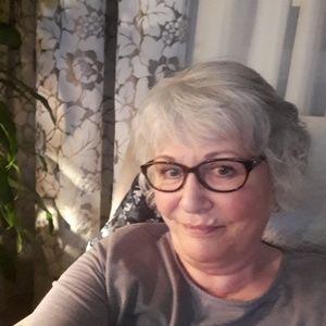 Meet your Posher, Karen